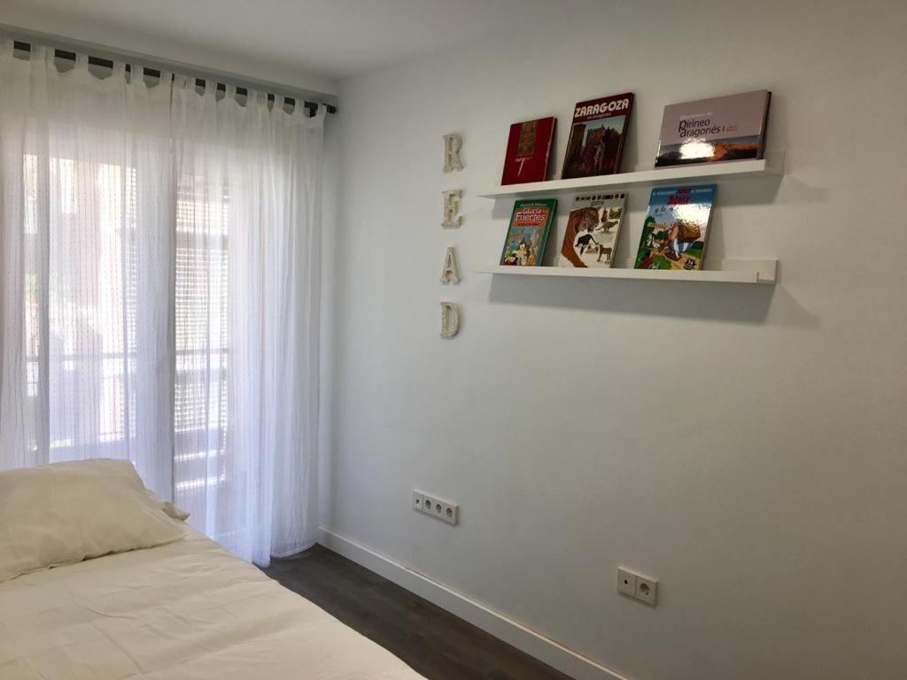 Zaragoza Centro Spain - Apartamento Nuevo Y Facilidad De Parking Exterior photo